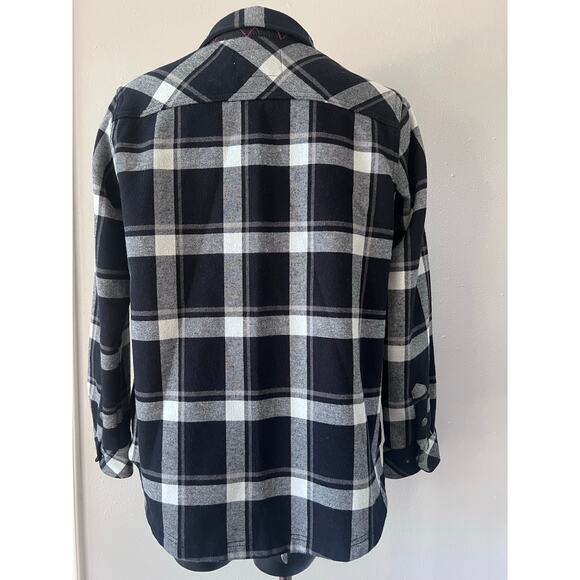 Orvis Shacket Sz L White Black Plaid  Pockets Cotton Snap Buttons Winter Fall - Picture 2 of 8